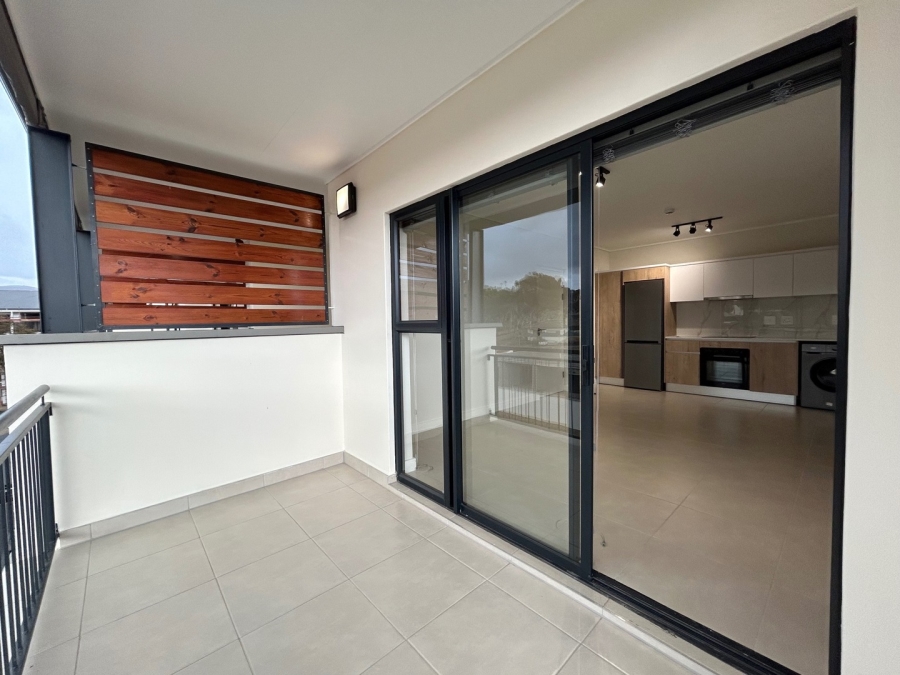 To Let 1 Bedroom Property for Rent in Richwood Western Cape